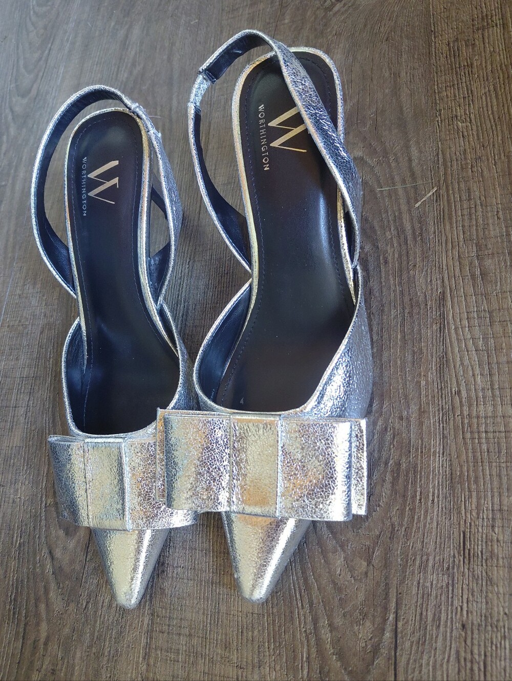 Worthington Silver Pointed-Toe Slingback Flats with Decorative Bow